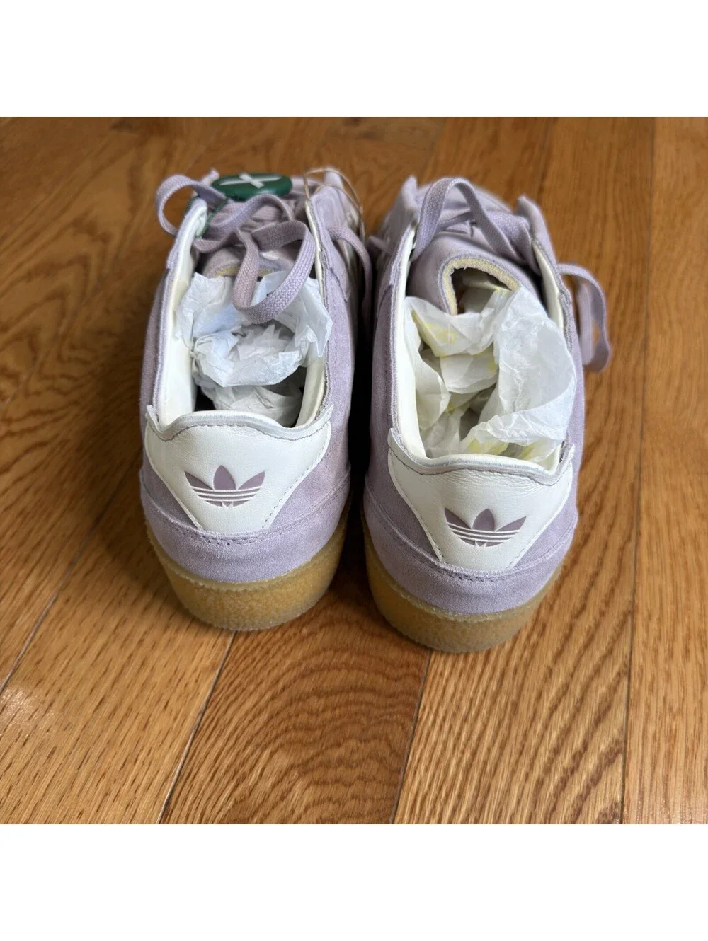 Size 9.5 Men’s, 10.5 Women’s Rivalry Crepe Mens Lifestyle Shoes (Purple/White).
